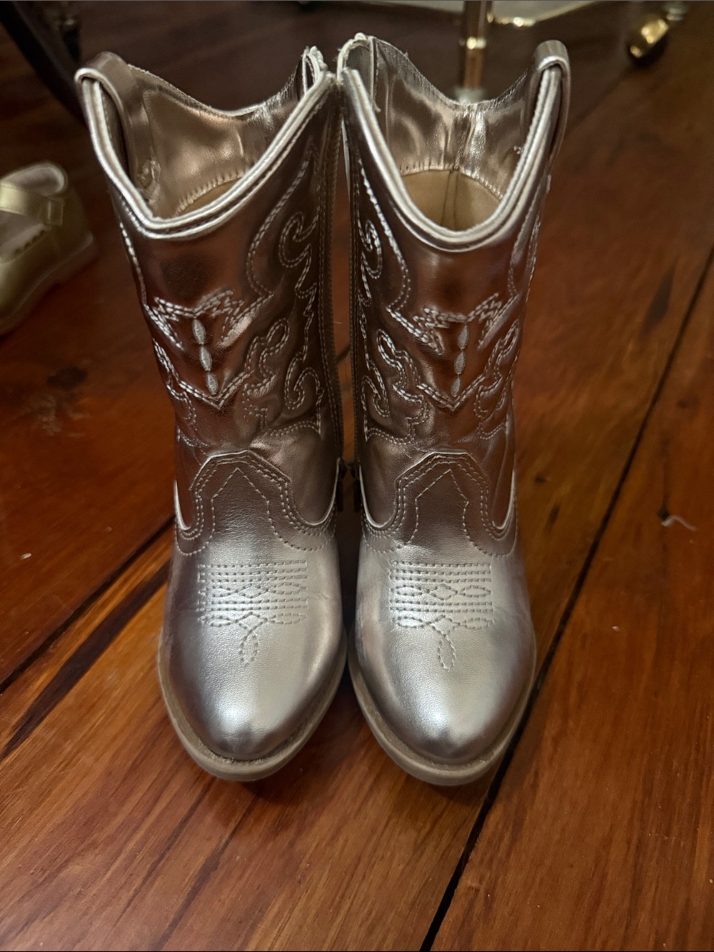 Tucker and Tate size 8